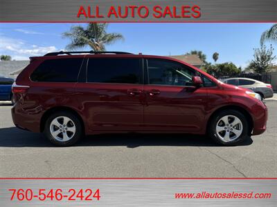 2015 Toyota Sienna LE 8-Passenger   - Photo 10 - Escondido, CA 92029