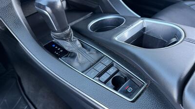 2021 Toyota Avalon Hybrid XLE - Photo 23 - Escondido, CA 92029