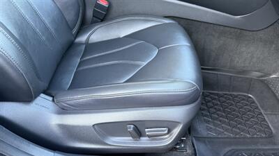 2021 Toyota Avalon Hybrid XLE - Photo 26 - Escondido, CA 92029