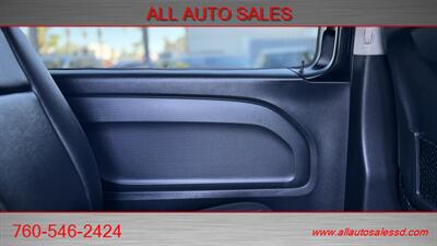 2017 Mercedes-Benz Metris Passenger - Photo 37 - Escondido, CA 92029