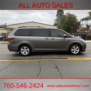 2016 Toyota Sienna LE 8-Passenger   - Photo 9 - Escondido, CA 92029