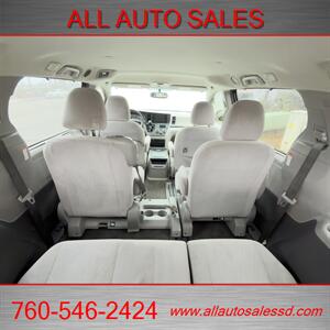 2016 Toyota Sienna LE 8-Passenger   - Photo 23 - Escondido, CA 92029