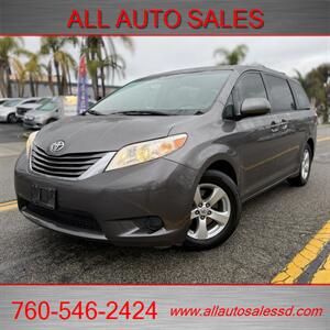 2016 Toyota Sienna LE 8-Passenger   - Photo 1 - Escondido, CA 92029