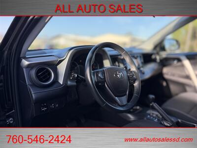 2017 Toyota RAV4 XLE   - Photo 14 - Escondido, CA 92029