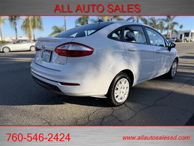 2019 Ford Fiesta S   - Photo 6 - Escondido, CA 92029