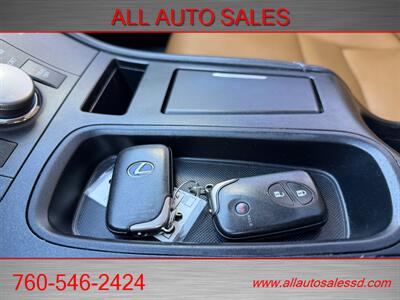 2015 Lexus CT 200h   - Photo 18 - Escondido, CA 92029