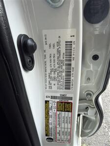 2021 Toyota Tacoma SR5 V6 - Photo 35 - Escondido, CA 92029