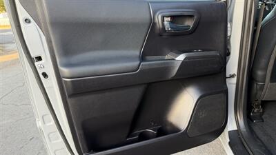 2020 Toyota Tacoma TRD Off-Road - Photo 41 - Escondido, CA 92029