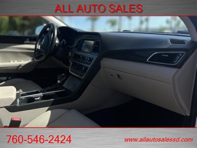 2016 Hyundai SONATA Limited   - Photo 19 - Escondido, CA 92029