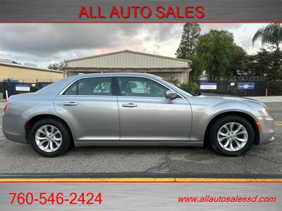 2015 Chrysler 300 Series Limited   - Photo 7 - Escondido, CA 92029