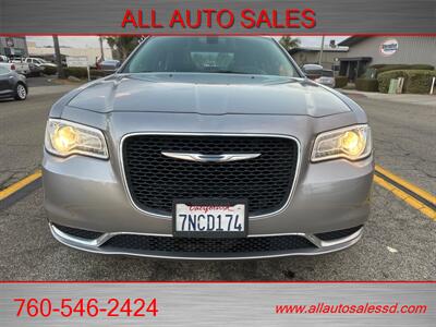 2015 Chrysler 300 Series Limited   - Photo 5 - Escondido, CA 92029