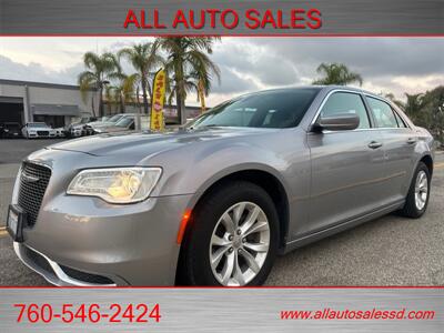 2015 Chrysler 300 Series Limited   - Photo 4 - Escondido, CA 92029