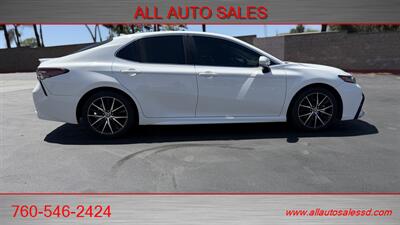 2024 Toyota Camry Hybrid SE - Photo 11 - Escondido, CA 92029