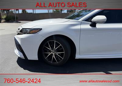 2024 Toyota Camry Hybrid SE - Photo 2 - Escondido, CA 92029