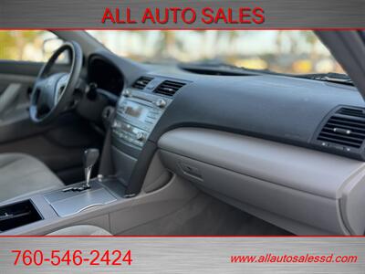 2007 Toyota Camry Hybrid   - Photo 12 - Escondido, CA 92029