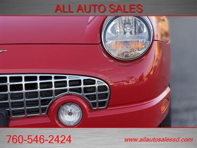 2002 Ford Thunderbird Deluxe   - Photo 14 - Escondido, CA 92029