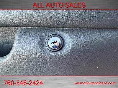 2002 Ford Thunderbird Deluxe   - Photo 28 - Escondido, CA 92029