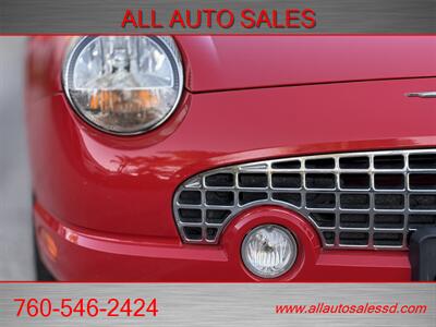 2002 Ford Thunderbird Deluxe   - Photo 13 - Escondido, CA 92029