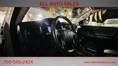 2020 Toyota Tacoma SR5   - Photo 9 - Escondido, CA 92029