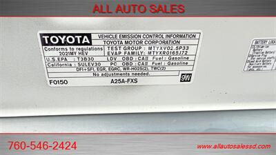 2021 Toyota Avalon Hybrid XSE   - Photo 35 - Escondido, CA 92029