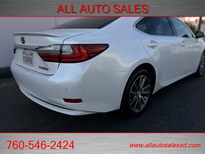 2016 Lexus ES 300h   - Photo 7 - Escondido, CA 92029