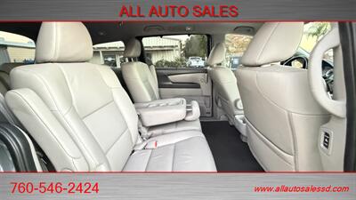 2013 Honda Odyssey EX-L w/Navi - Photo 27 - Escondido, CA 92029