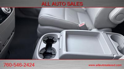 2013 Honda Odyssey EX-L w/Navi - Photo 18 - Escondido, CA 92029
