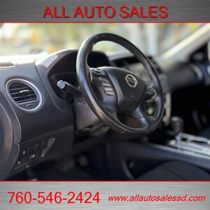 2019 Nissan Pathfinder SV   - Photo 25 - Escondido, CA 92029