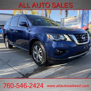 2019 Nissan Pathfinder SV   - Photo 3 - Escondido, CA 92029