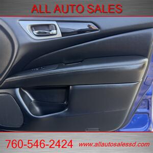 2019 Nissan Pathfinder SV   - Photo 16 - Escondido, CA 92029