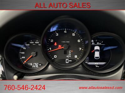 2018 Porsche Macan   - Photo 15 - Escondido, CA 92029