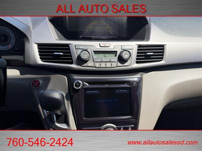 2014 Honda Odyssey EX-L   - Photo 17 - Escondido, CA 92029