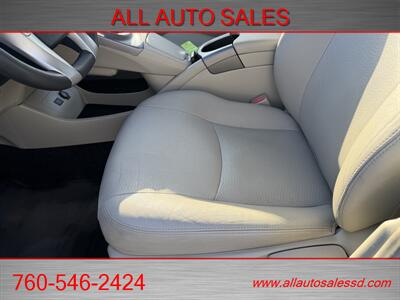 2014 Toyota Prius Three   - Photo 18 - Escondido, CA 92029