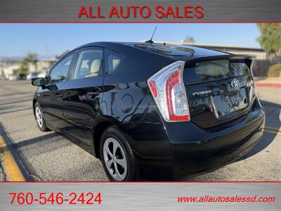 2014 Toyota Prius Three   - Photo 6 - Escondido, CA 92029