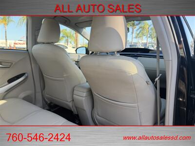 2014 Toyota Prius Three   - Photo 23 - Escondido, CA 92029