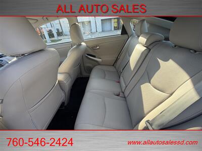 2014 Toyota Prius Three   - Photo 20 - Escondido, CA 92029