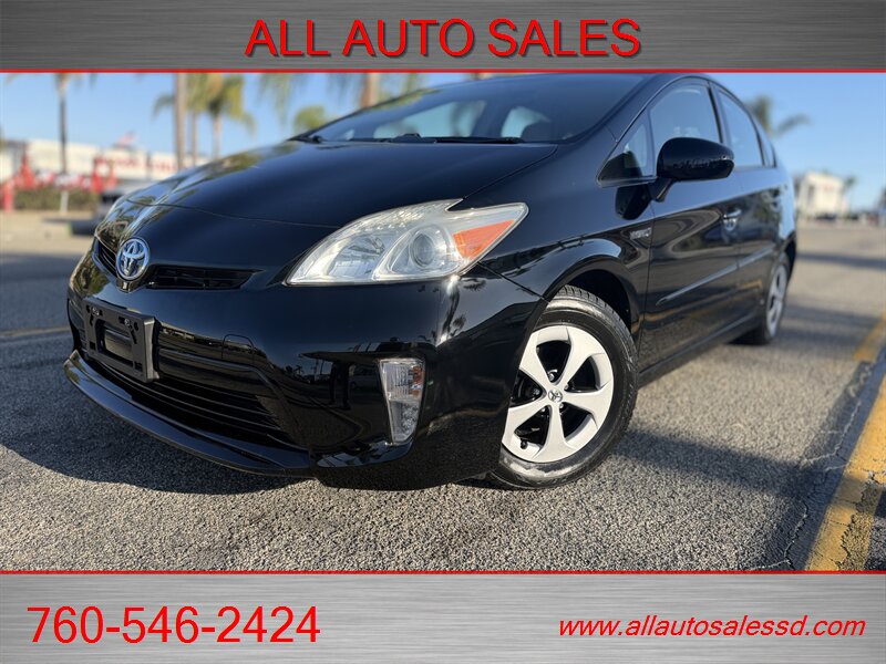 2014 Toyota Prius Three   - Photo 1 - Escondido, CA 92029