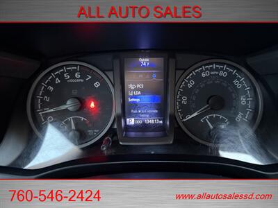 2020 Toyota Tacoma TRD Sport   - Photo 15 - Escondido, CA 92029