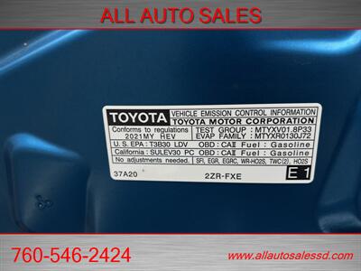 2021 Toyota Prius L Eco   - Photo 34 - Escondido, CA 92029