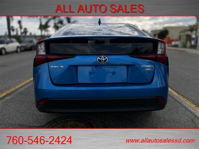 2021 Toyota Prius L Eco   - Photo 10 - Escondido, CA 92029
