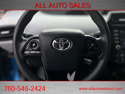 2021 Toyota Prius L Eco   - Photo 14 - Escondido, CA 92029