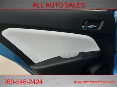 2021 Toyota Prius L Eco   - Photo 30 - Escondido, CA 92029