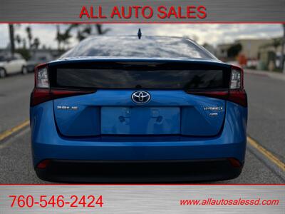 2021 Toyota Prius L Eco   - Photo 11 - Escondido, CA 92029