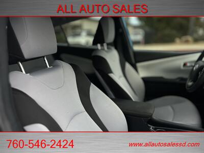 2021 Toyota Prius L Eco   - Photo 21 - Escondido, CA 92029