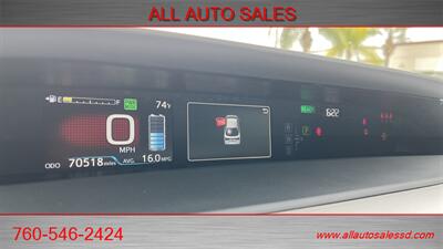2021 Toyota Prius L Eco   - Photo 18 - Escondido, CA 92029