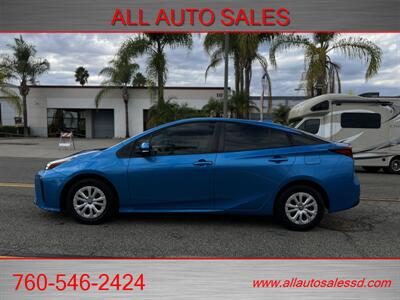 2021 Toyota Prius L Eco   - Photo 8 - Escondido, CA 92029