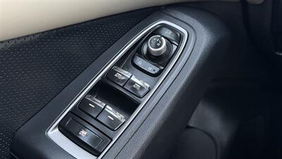 2022 Subaru Ascent Touring   - Photo 26 - Escondido, CA 92029