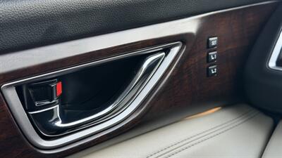 2022 Subaru Ascent Touring   - Photo 27 - Escondido, CA 92029