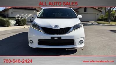 2016 Toyota Sienna SE Premium 8-Passenger - Photo 4 - Escondido, CA 92029