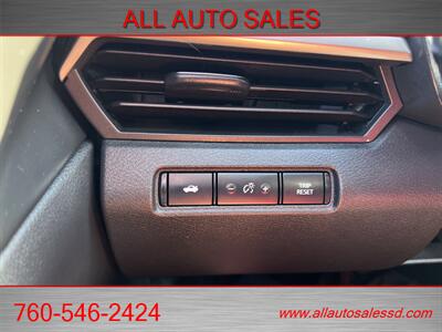 2021 Nissan Altima 2.0 SR   - Photo 11 - Escondido, CA 92029